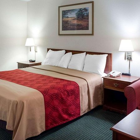 Econo Lodge Yazoo City Bagian luar foto