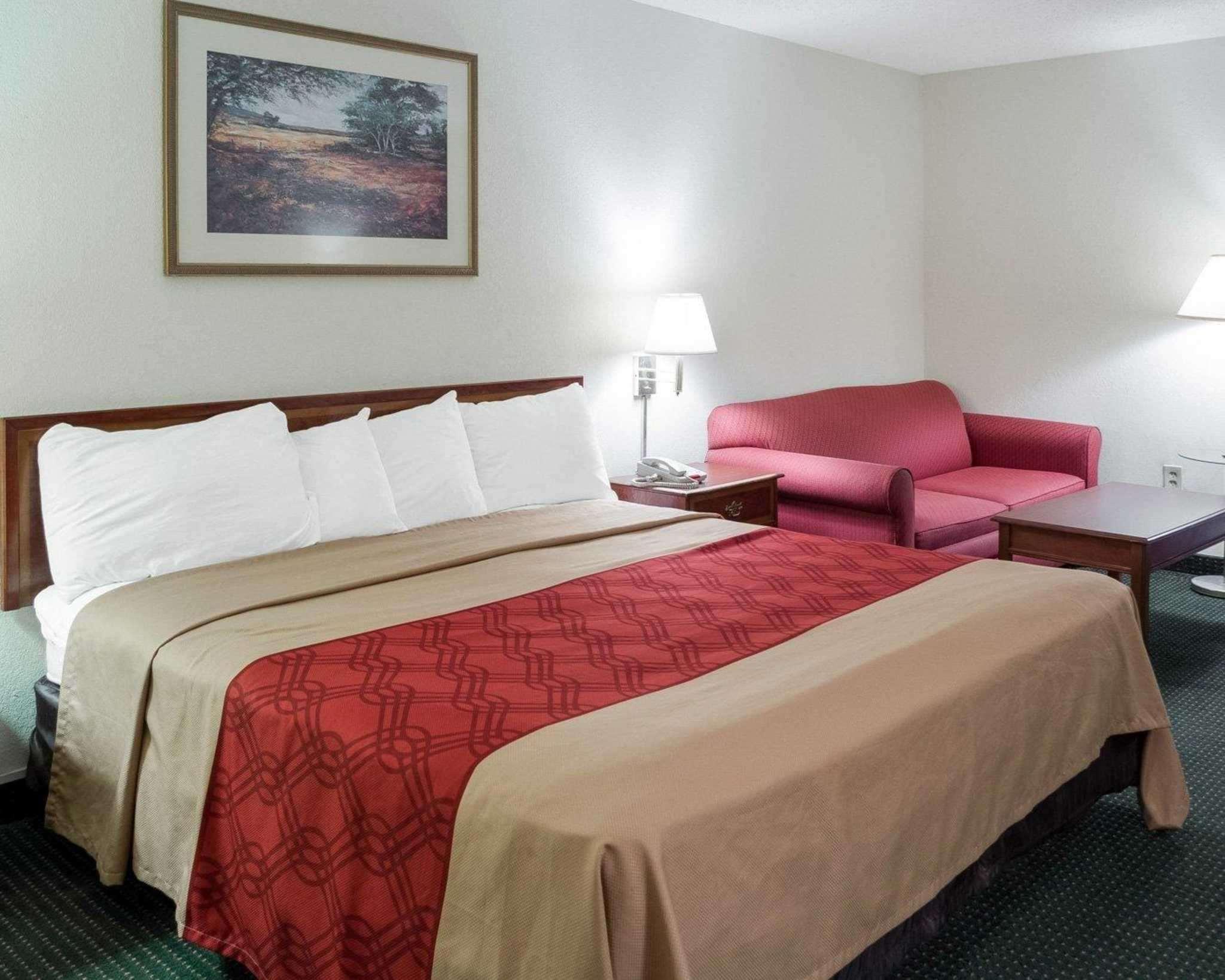 Econo Lodge Yazoo City Bagian luar foto