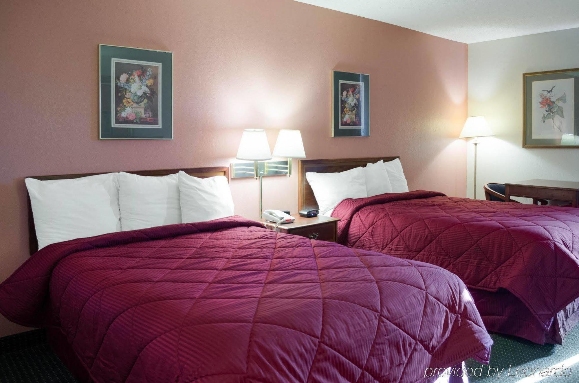 Econo Lodge Yazoo City Bagian luar foto