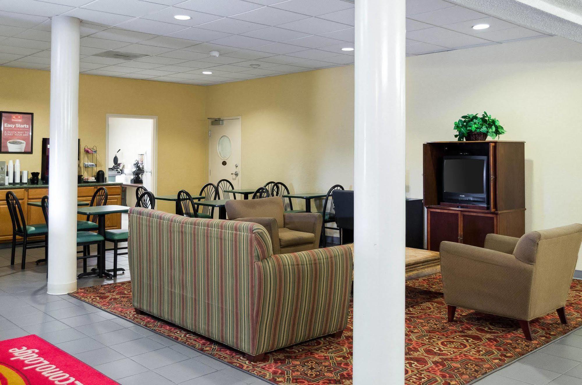 Econo Lodge Yazoo City Bagian luar foto